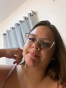 Laryssinha 69 online show from 07-14-26, 02:05