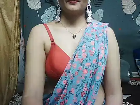 Snapshot of lustygirl01 chatting on 06-15-26, 06:07 lustygirl01 online show from 06-15-26, 06:07