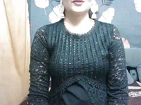 Snapshot of lustygirl01 chatting on 06-13-26, 12:03 lustygirl01 online show from 06-13-26, 12:03