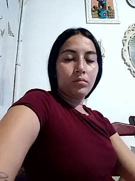 Snapshot of Ann_Houston_ chatting on 06-11-26, 12:32 Ann Houston online show from 06-11-26, 12:32