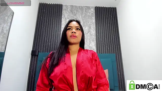 charlotte lux1 online show from 05-26-26, 11:41