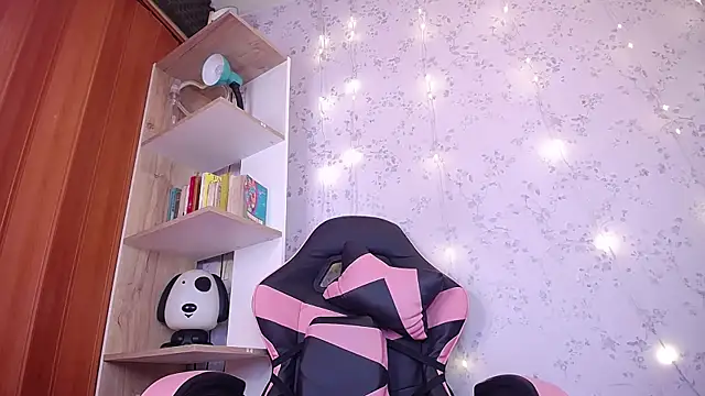 mily x online show from 05-24-26, 02:39