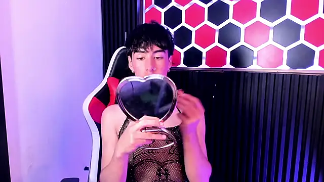SantyFoxxs online show from 06-06-26, 03:45