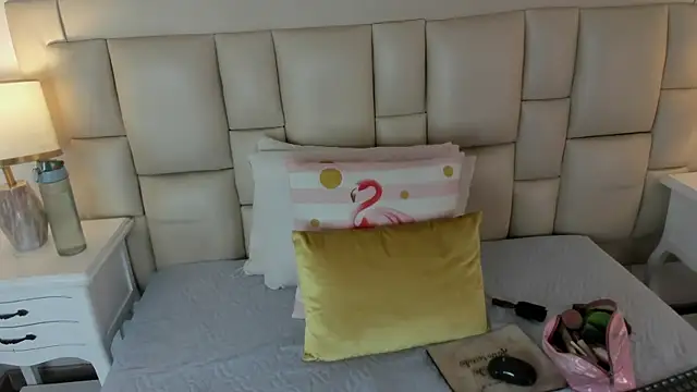 Snapshot of sarit_ chatting on 06-11-26, 07:55 sarit online show from 06-11-26, 07:55