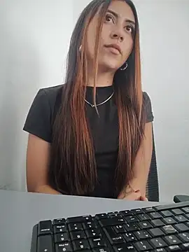 Snapshot of Celestexclear chatting on 06-20-26, 09:20 Celestexclear online show from 06-20-26, 09:20