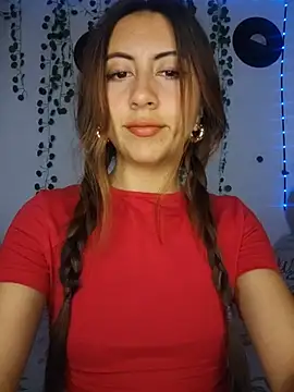 Snapshot of Celestexclear chatting on 06-25-26, 04:54 Celestexclear online show from 06-25-26, 04:54