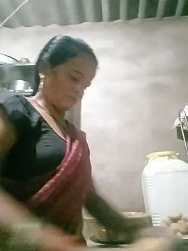 Snapshot of Cut_payi chatting on 07-08-26, 04:57 Cut payi online show from 07-08-26, 04:57