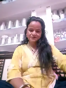 Snapshot of Cut_payi chatting on 06-11-26, 06:38 Cut payi online show from 06-11-26, 06:38