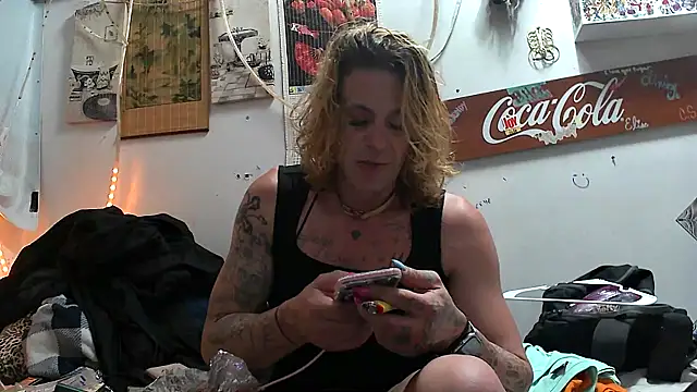 VanillaSnowcones online show from 06-14-26, 08:04