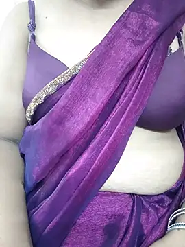 Snapshot of roopa__ chatting on 06-02-26, 04:34 roopa online show from 06-02-26, 04:34
