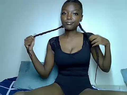 Tasha Arianah online show from 06-12-26, 12:03