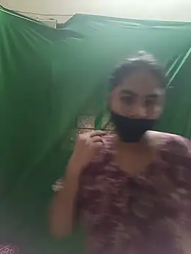 Snapshot of sakshi_moni chatting on 07-06-26, 02:46 sakshi moni online show from 07-06-26, 02:46