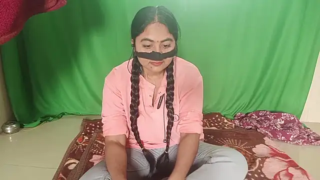 Snapshot of sakshi_moni chatting on 07-05-26, 10:00 sakshi moni online show from 07-05-26, 10:00