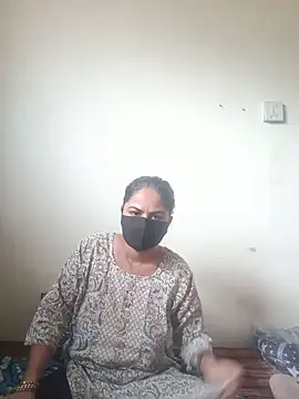 Snapshot of sakshi_moni chatting on 06-11-26, 12:02 sakshi moni online show from 06-11-26, 12:02