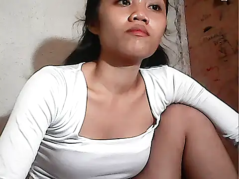 Snapshot of PINAY_SkinnyGirl123 chatting on 05-25-26, 11:31 PINAY SkinnyGirl123 online show from 05-25-26, 11:31