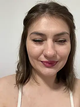Snapshot of babyella13 chatting on 07-11-26, 11:54 babyella13 online show from 07-11-26, 11:54