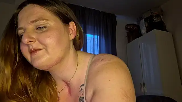 Snapshot of JessicaBake chatting on 06-07-26, 05:51 JessicaBake online show from 06-07-26, 05:51