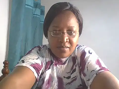 Snapshot of peacechloe chatting on 05-24-26, 06:13 peacechloe online show from 05-24-26, 06:13