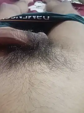 Snapshot of horny_veer chatting on 06-14-26, 12:50 horny veer online show from 06-14-26, 12:50
