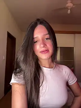 Snapshot of julhya_duarte chatting on 06-17-26, 06:07 julhya duarte online show from 06-17-26, 06:07