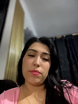 Snapshot of Antonellax__ chatting on 06-17-26, 11:09 Antonellax online show from 06-17-26, 11:09