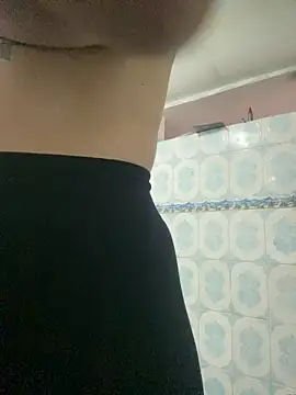 Snapshot of -Cattleya- chatting on 06-05-26, 01:28 -Cattleya- online show from 06-05-26, 01:28