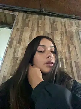 Snapshot of -Cattleya- chatting on 06-08-26, 01:28 -Cattleya- online show from 06-08-26, 01:28