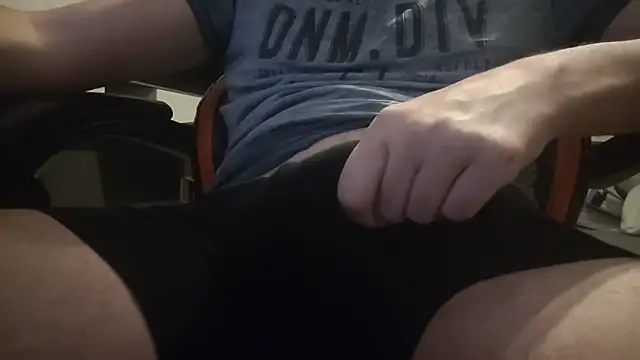Pat CumShow4Dad online show from 06-09-26, 08:43
