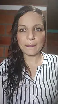 Snapshot of Marcella_single chatting on 06-17-26, 01:27 Marcella single online show from 06-17-26, 01:27