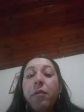 Snapshot of Brithany_doll chatting on 06-01-26, 12:33 Brithany doll online show from 06-01-26, 12:33