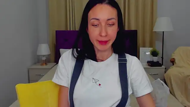 Snapshot of BouncySweety chatting on 02-11-25, 05:07 BouncySweety online show from 02-11-25, 05:07