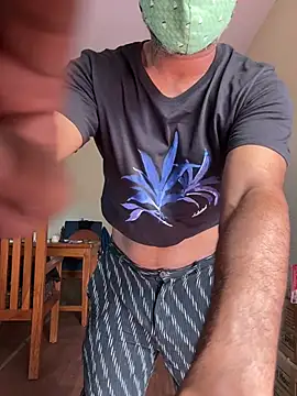 Snapshot of syntaxbear chatting on 06-15-26, 03:07 syntaxbear online show from 06-15-26, 03:07