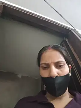 Snapshot of Neha-ji chatting on 06-11-26, 02:53 Neha-ji online show from 06-11-26, 02:53