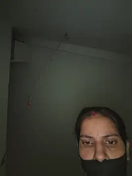 Snapshot of Neha-ji chatting on 07-08-26, 12:35 Neha-ji online show from 07-08-26, 12:35