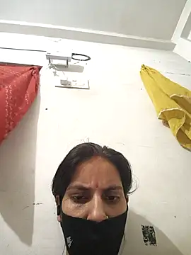Snapshot of Neha-ji chatting on 07-05-26, 06:37 Neha-ji online show from 07-05-26, 06:37
