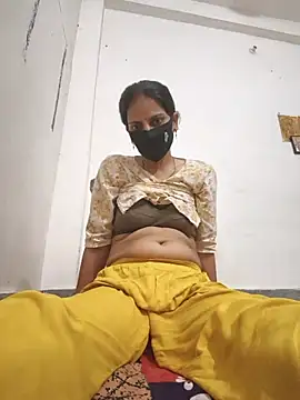 Snapshot of Neha-ji chatting on 06-04-26, 05:23 Neha-ji online show from 06-04-26, 05:23