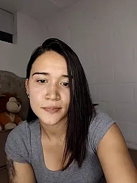 Snapshot of DaniRivers_ chatting on 06-21-26, 07:19 DaniRivers online show from 06-21-26, 07:19