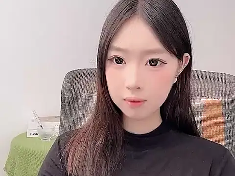 Yoyo33355 online show from 05-26-26, 03:26