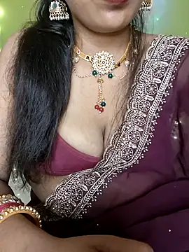 Snapshot of Miss_Aaisha chatting on 06-20-26, 06:35 Miss Aaisha online show from 06-20-26, 06:35