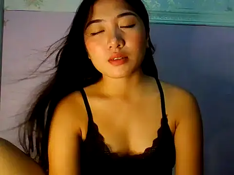 Snapshot of cutie_princess88 chatting on 06-20-26, 04:01 cutie princess88 online show from 06-20-26, 04:01
