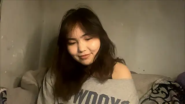 Molly Teddy online show from 05-30-26, 07:41