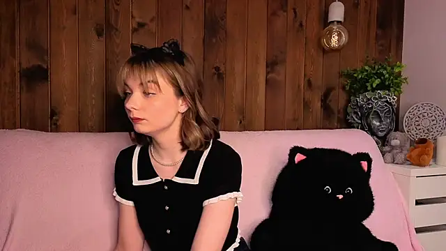 IvoryPesante online show from 05-30-26, 07:19