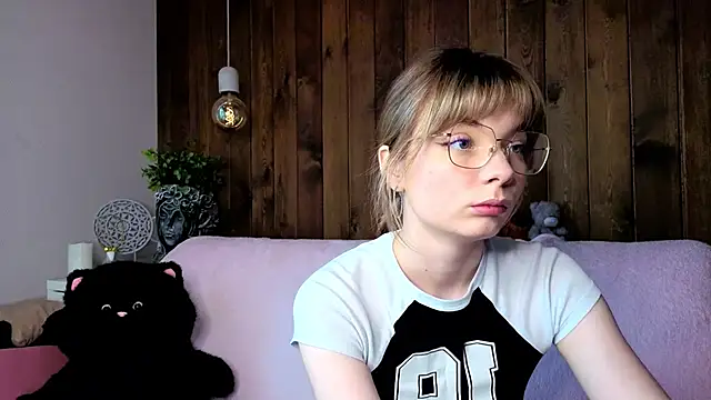 IvoryPesante online show from 06-12-26, 09:07