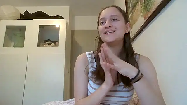 Snapshot of SoftieSophie chatting on 06-04-26, 05:06 SoftieSophie online show from 06-04-26, 05:06