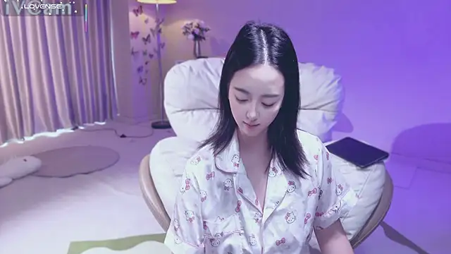 Snapshot of qianqianliao chatting on 07-20-26, 05:48 qianqianliao online show from 07-20-26, 05:48