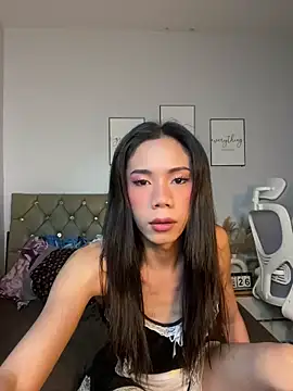 CassandraLovve online show from 05-26-26, 06:55