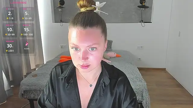 Snapshot of Kitkatvel chatting on 07-09-26, 05:30 Kitkatvel online show from 07-09-26, 05:30