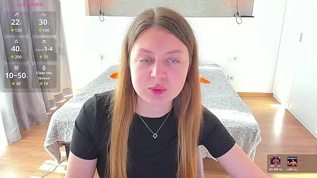 Snapshot of Kitkatvel chatting on 06-17-26, 05:40 Kitkatvel online show from 06-17-26, 05:40