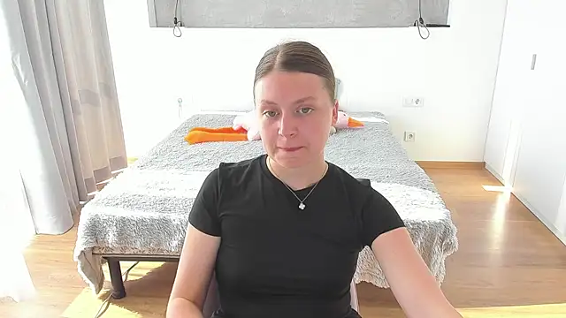 Snapshot of Kitkatvel chatting on 06-25-26, 05:34 Kitkatvel online show from 06-25-26, 05:34