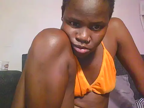 Snapshot of Midnight_whisper01 chatting on 06-21-26, 05:35 Midnight whisper01 online show from 06-21-26, 05:35